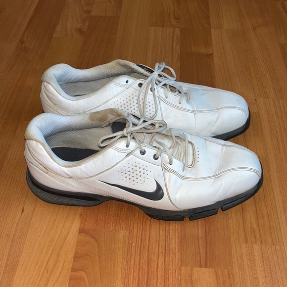 Nike men’s white and black golf shoes Size 11W main image 5